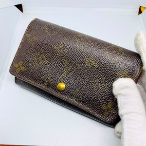 Louis Vuitton wallet
